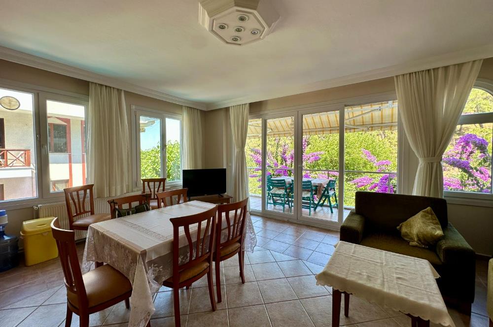 BÜYÜKADA MELODİ SİTESİ EŞYALI HAVUZLU BAKIMLI GENİŞ KİRALIK 2+1