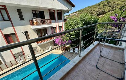 BÜYÜKADA MELODİ SİTESİ EŞYALI HAVUZLU BAKIMLI GENİŞ KİRALIK 2+1