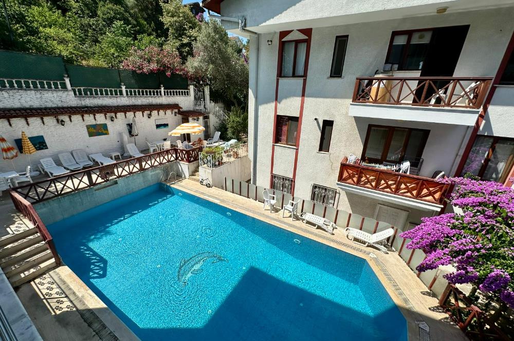 BÜYÜKADA MELODİ SİTESİ EŞYALI HAVUZLU BAKIMLI GENİŞ KİRALIK 2+1