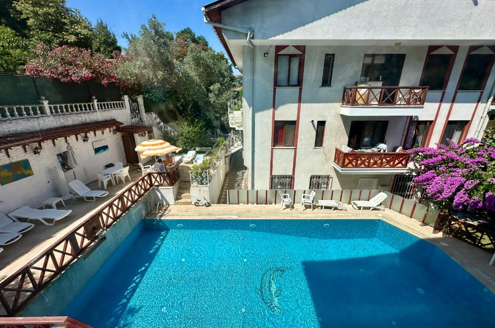BÜYÜKADA MELODİ SİTESİ EŞYALI HAVUZLU BAKIMLI GENİŞ KİRALIK 2+1