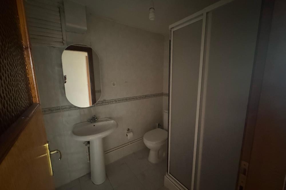 EMRE SİTESİ'NDE KİRALIK GENİŞ VE BALKONLU 1+1 DAİRE