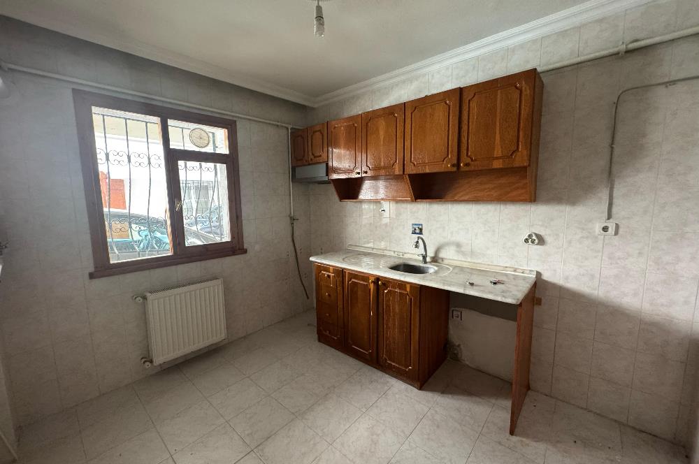 EMRE SİTESİ'NDE KİRALIK GENİŞ VE BALKONLU 1+1 DAİRE