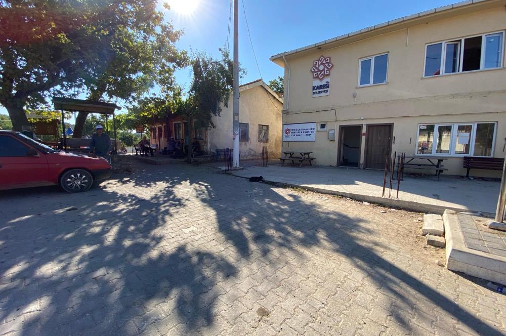 C21BAL'DAN KARESİ KIRMIZILAR MH 1321 M2 SATILIK KAGİR EV VE ARSA