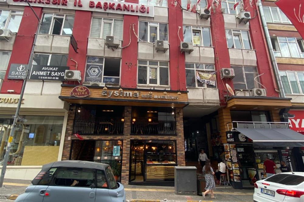 C21 BAL'DAN KIZILAY CD. ÜZERİ TABELA DEĞERİ YÜKSEK KİRALIK OFİS