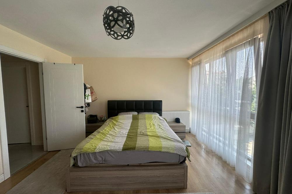 KULELİ SOKAK'TA, 3 YILLIK YENİ BİNADA, SATILIK 3+1