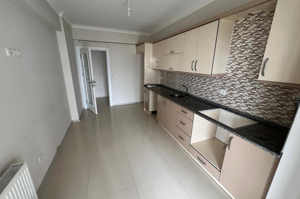 KAŞÜSTÜ MERKEZ DE ÖZKE SİTESİ SATILIK DAİRE