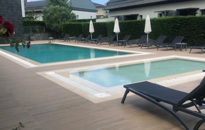 Zekeriyaköy Terrace Hayat Sitesi'nde Kiralık Tripleks Villa
