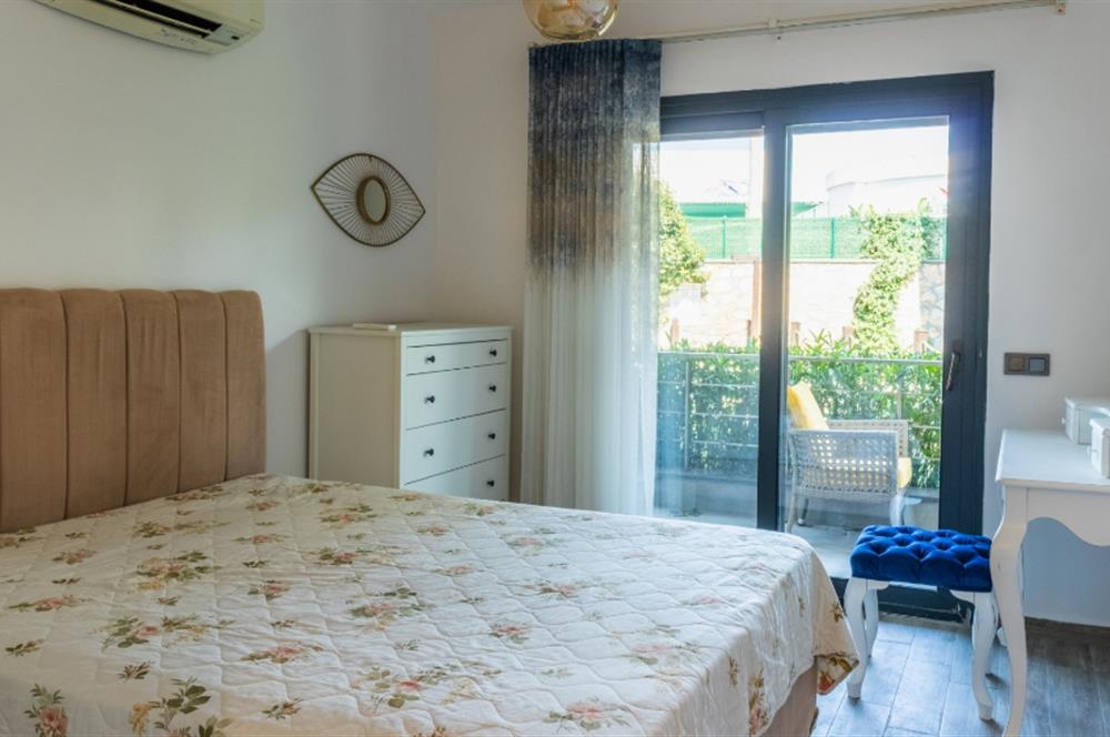 Bodrum Merkezi Konumda Havuzlu Butik Sitede 2+1 Dubleks Daire