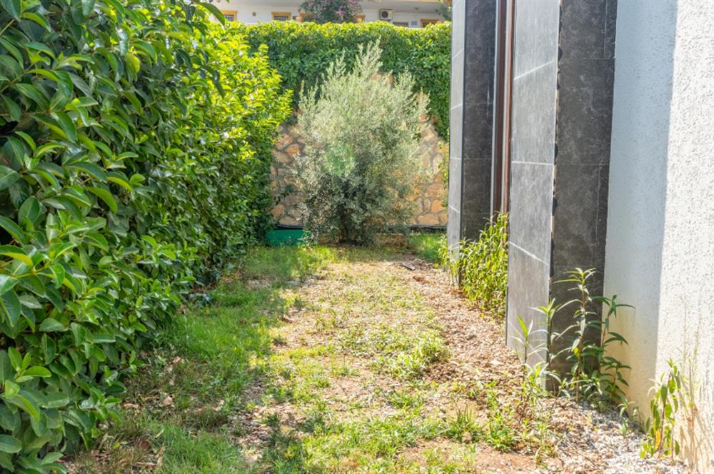 Bodrum Merkezi Konumda Havuzlu Butik Sitede 2+1 Dubleks Daire