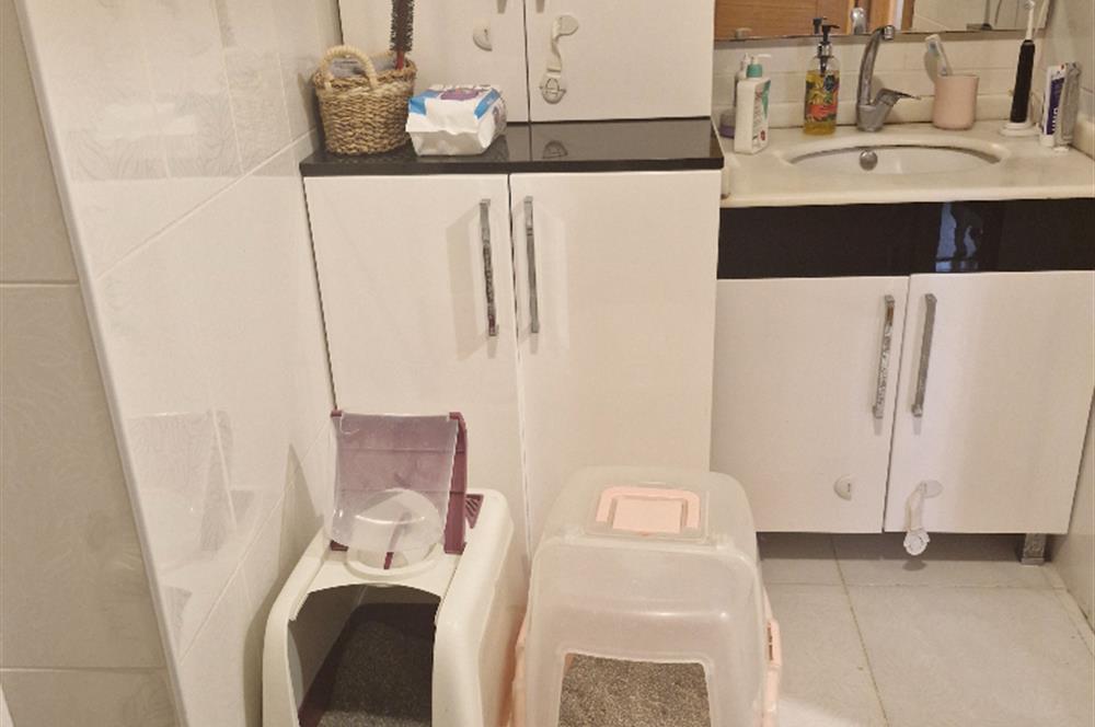 ŞERİFALİ İNCİPARK EVLERİ'NDE KULLANIŞLI FERAH 2+1 DAİRE
