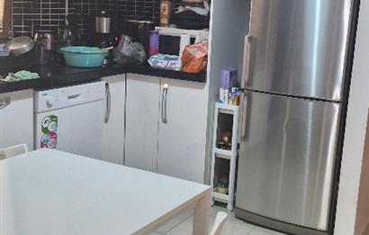 ŞERİFALİ İNCİPARK EVLERİ'NDE KULLANIŞLI FERAH 2+1 DAİRE