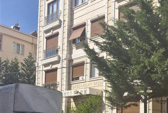 ŞERİFALİ İNCİPARK EVLERİ'NDE KULLANIŞLI FERAH 2+1 DAİRE
