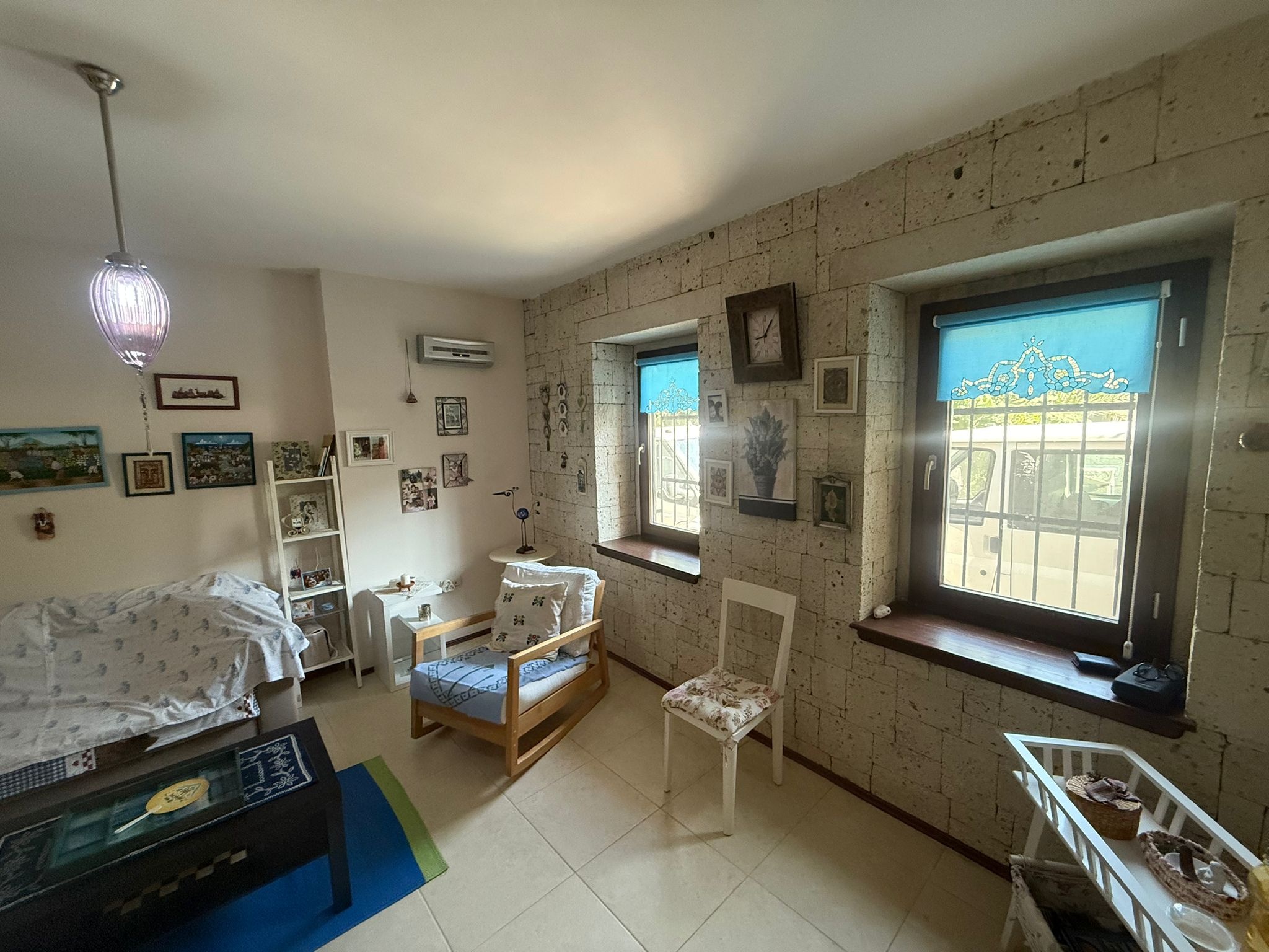 ***ALAÇATI TAM MERKEZDE*** EŞYALI***BAHÇELİ*** 2+1***