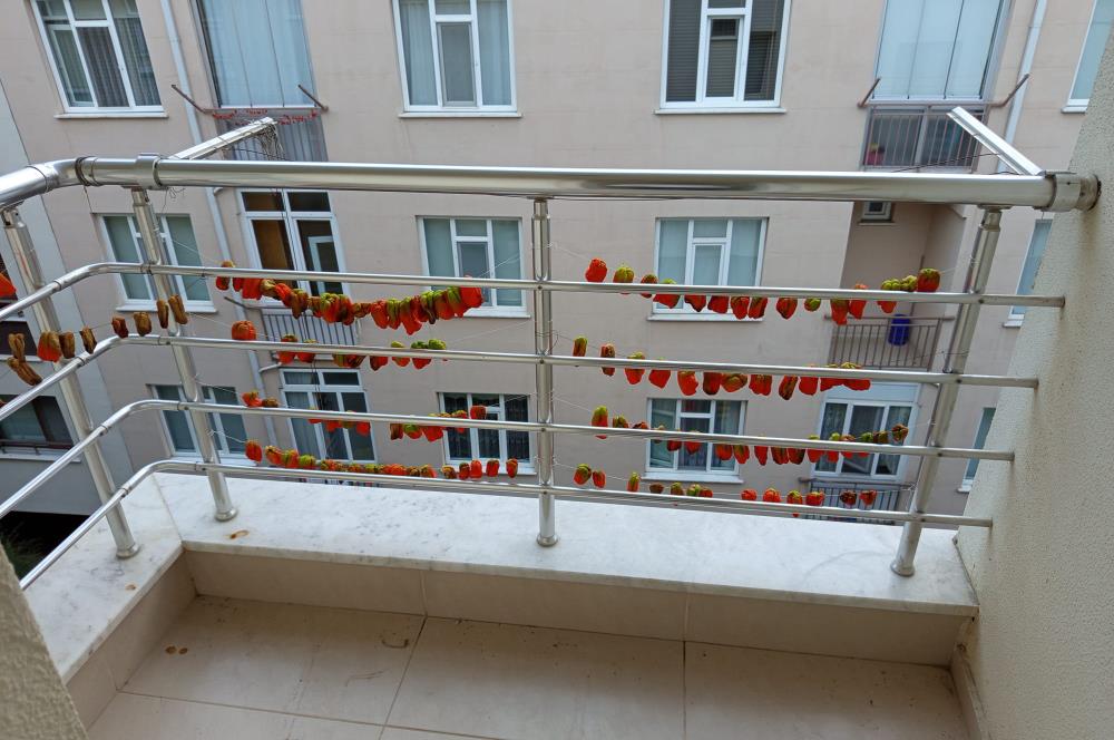 CENTURY 21 VİZYONDAN ALİ FUAT GÜVEN CADDESİNDE EŞYALI 3+0