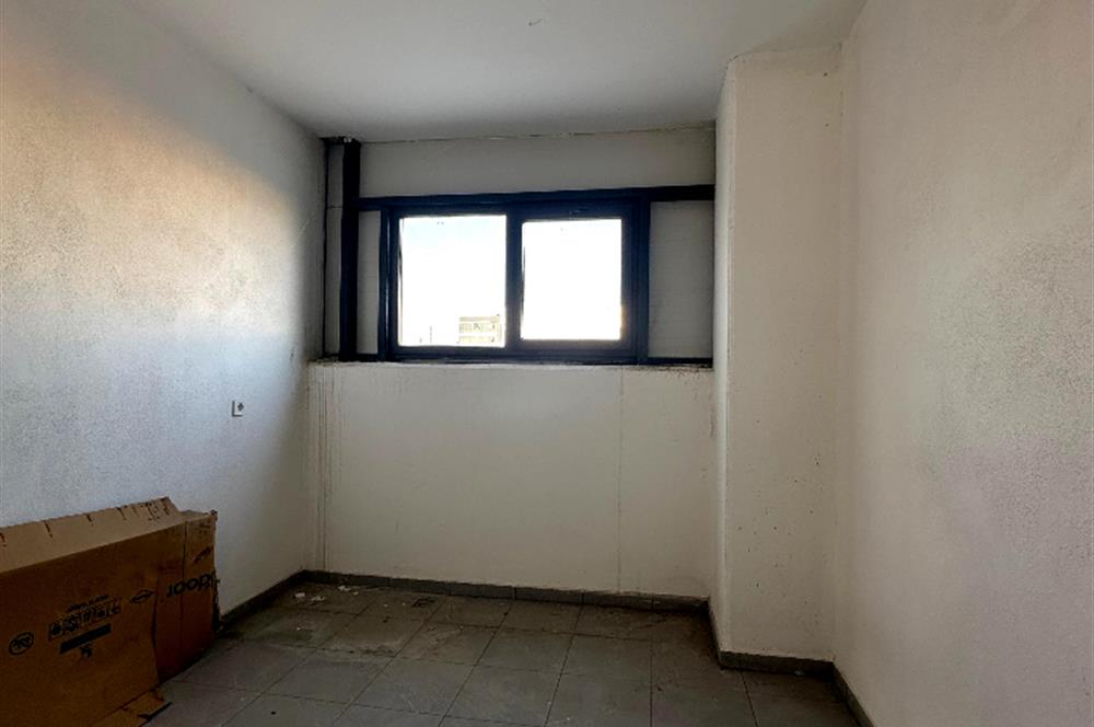 VELİKÖY OSB 'DE 3600 M2 KULLANIMA HAZIR BİNA