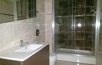 Gürpınar cuma pazarının yanında site içerisinde kiralık 1+1 daire
