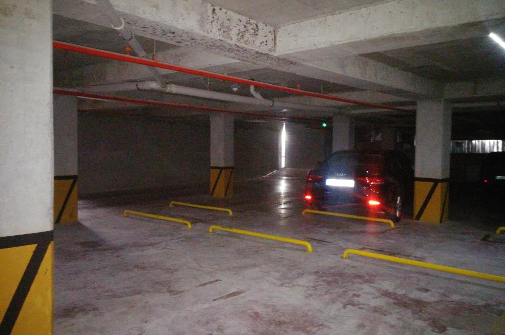 Gürpınar cuma pazarının yanında site içerisinde kiralık 1+1 daire