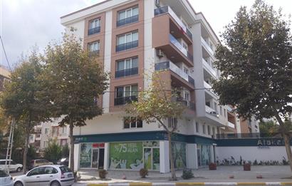 Gürpınar cuma pazarının yanında site içerisinde kiralık 1+1 daire