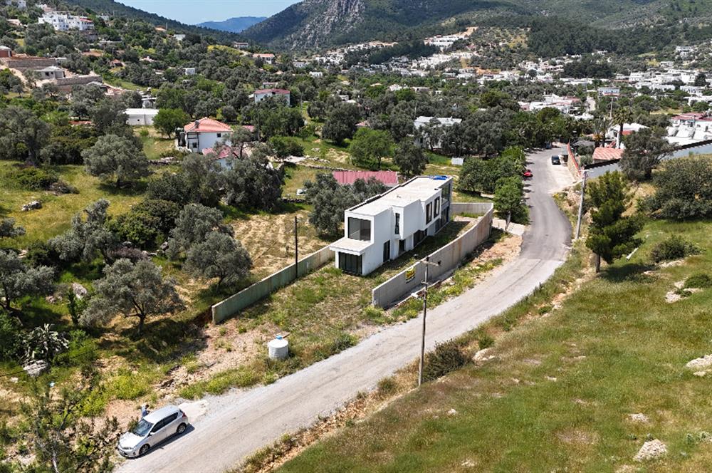 Bodrum Yalıçiftlik 574 m2 Arazide Natamam Müstakil Villa