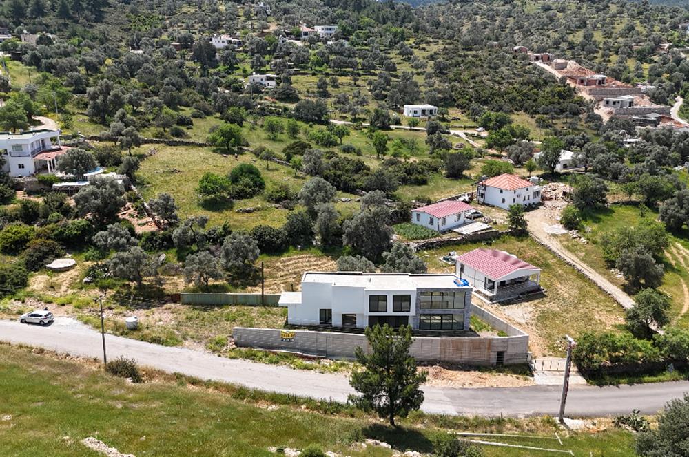 Bodrum Yalıçiftlik 574 m2 Arazide Natamam Müstakil Villa