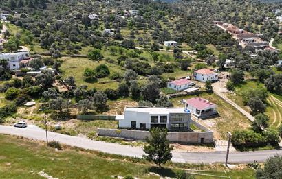 Bodrum Yalıçiftlik 574 m2 Arazide Natamam Müstakil Villa