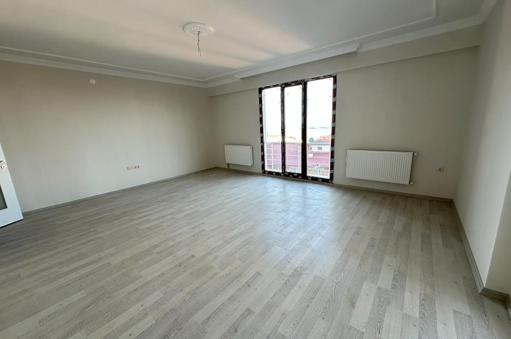 C21 Uzman'dan HaliçPark Sitesi Deniz Manzaralı 3+1