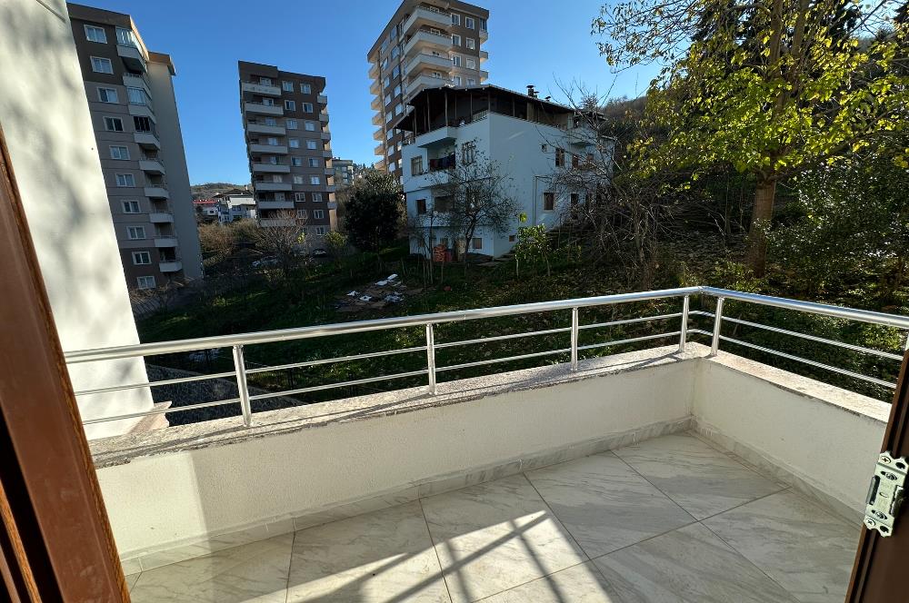 C21 Uzman'dan HaliçPark Sitesi Deniz Manzaralı 3+1