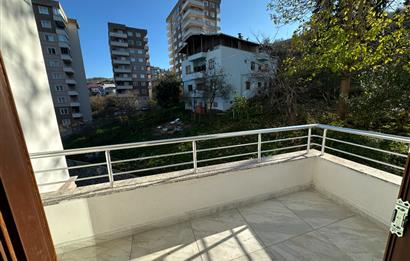C21 Uzman'dan HaliçPark Sitesi Deniz Manzaralı 3+1
