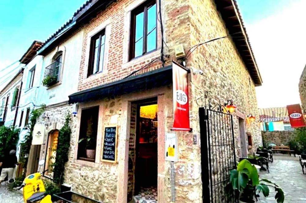KÜÇÜKKÖY'DE SATILIK BİNA RESTAURANT !