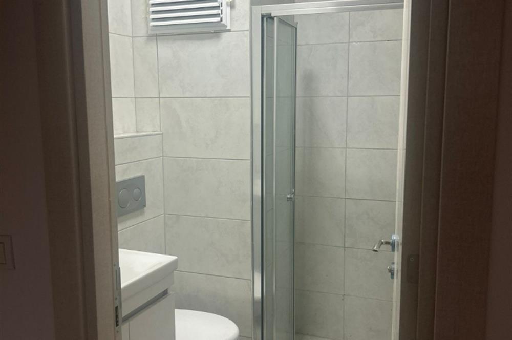 TUZLA ANATOLİA CİTY'DE VERENDA BAHÇE KULLANIMLI EBEVEYN BANYOLU KİRALIK 2+1