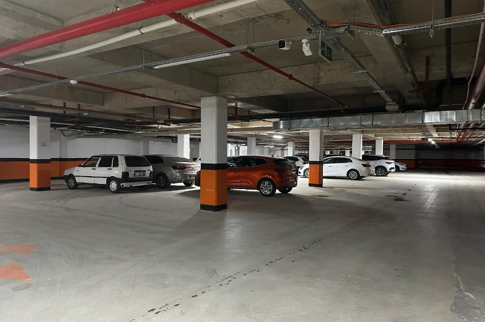 TUZLA ANATOLİA CİTY'DE VERENDA BAHÇE KULLANIMLI EBEVEYN BANYOLU KİRALIK 2+1