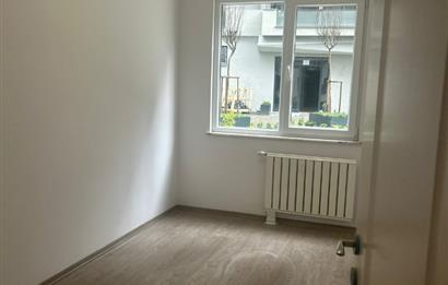 TUZLA ANATOLİA CİTY'DE VERENDA BAHÇE KULLANIMLI EBEVEYN BANYOLU KİRALIK 2+1