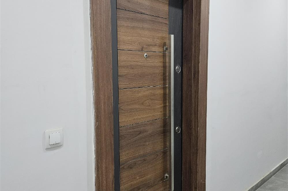 TUZLA ANATOLİA CİTY'DE VERENDA BAHÇE KULLANIMLI EBEVEYN BANYOLU KİRALIK 2+1