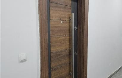 TUZLA ANATOLİA CİTY'DE VERENDA BAHÇE KULLANIMLI EBEVEYN BANYOLU KİRALIK 2+1