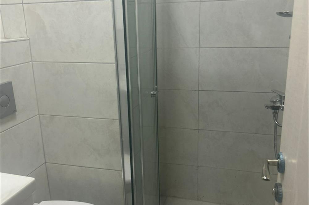 TUZLA ANATOLİA CİTY'DE VERENDA BAHÇE KULLANIMLI EBEVEYN BANYOLU KİRALIK 2+1