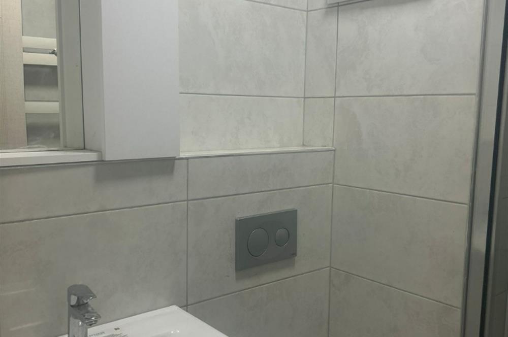 TUZLA ANATOLİA CİTY'DE VERENDA BAHÇE KULLANIMLI EBEVEYN BANYOLU KİRALIK 2+1