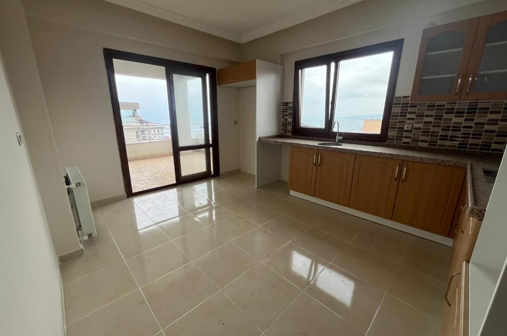 C21 Uzman'dan Aquamarine SİTESİ Deniz Manzaralı 3+1