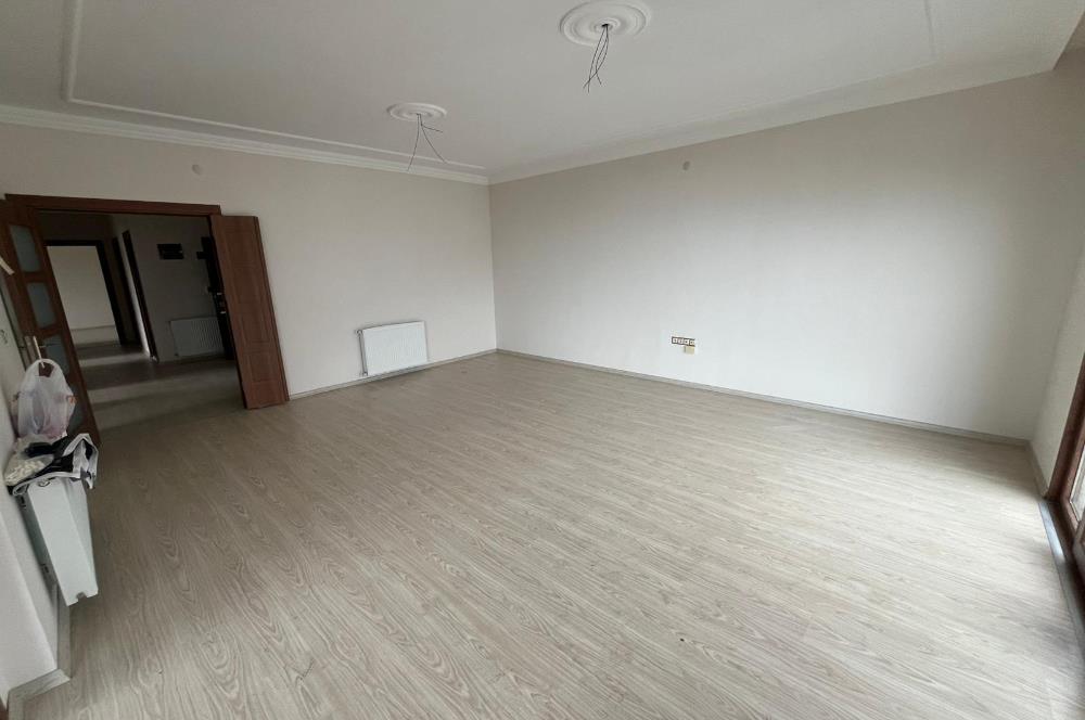 C21 Uzman'dan Aquamarine SİTESİ Deniz Manzaralı 3+1