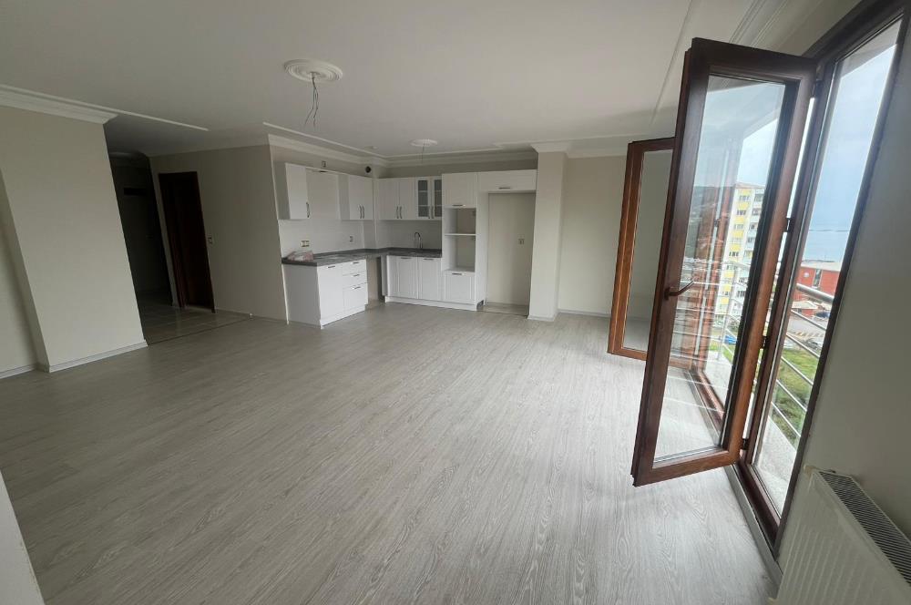 C21 Uzman'dan Beşyıldız Sitesi Satılık 2+1