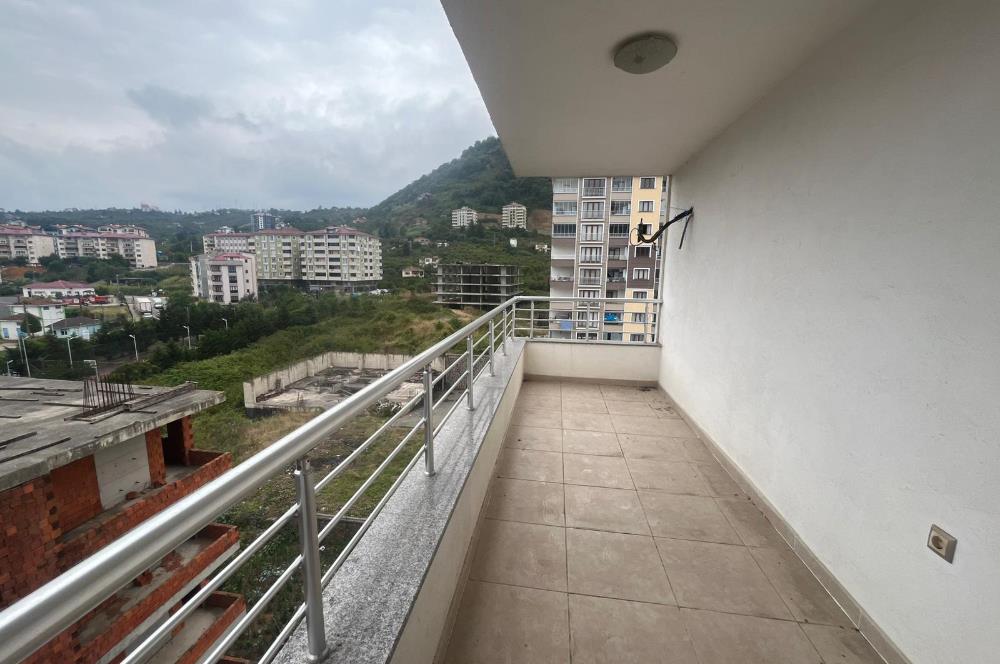 C21 Uzman'dan Beşyıldız Sitesi Satılık 2+1