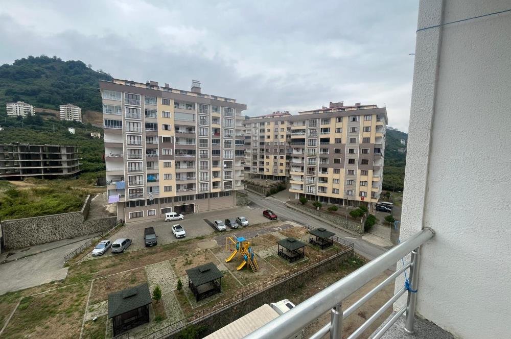 C21 Uzman'dan Beşyıldız Sitesi Satılık 2+1