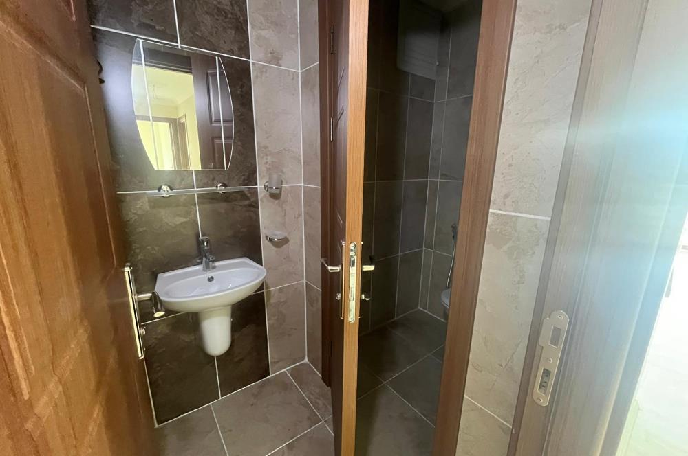 C21 Uzman'dan Beşyıldız Sitesi Satılık 2+1