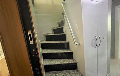 BAHÇELİEVLERDE TEKNİK LİSE CEDDESİ ÜZERİNDE 3+1 DUBLEX KİRALIK DAİRE