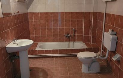 KAYALIK CADDESİNDE 2+1 120 m² KİRALIK OFİS