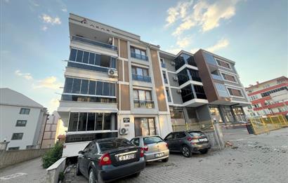 BAHÇELİEVLERDE TEKNİK LİSE CEDDESİ ÜZERİNDE 3+1 DUBLEX KİRALIK DAİRE