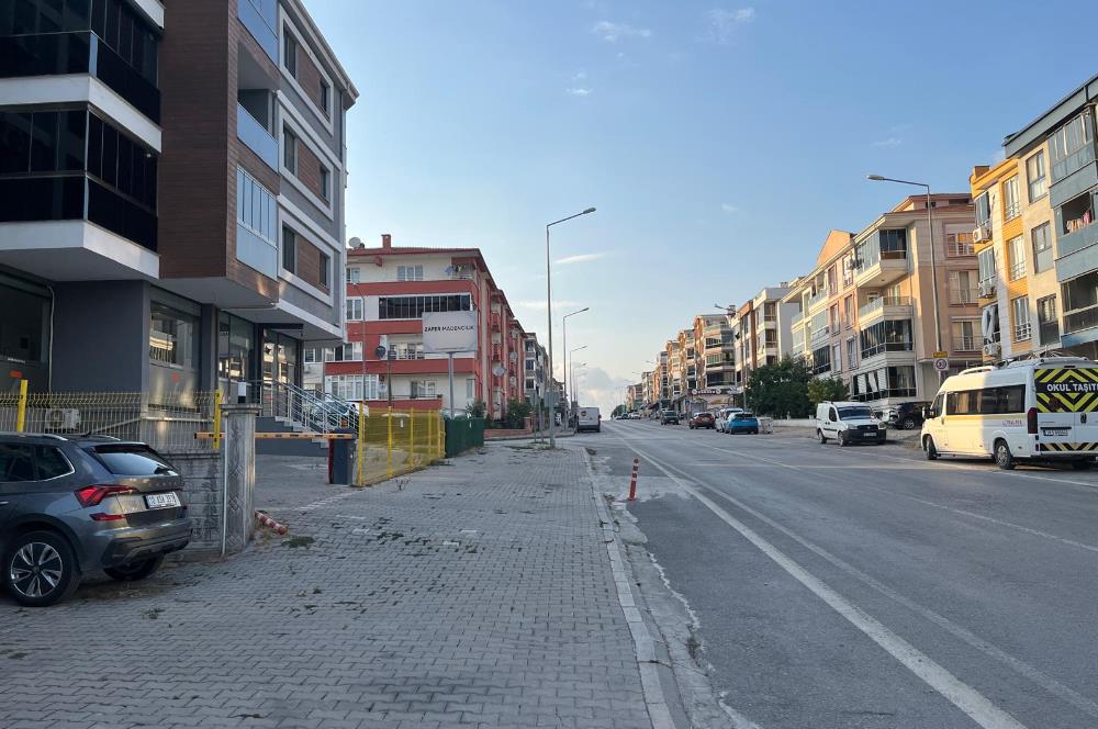 BAHÇELİEVLERDE TEKNİK LİSE CEDDESİ ÜZERİNDE 3+1 DUBLEX KİRALIK DAİRE