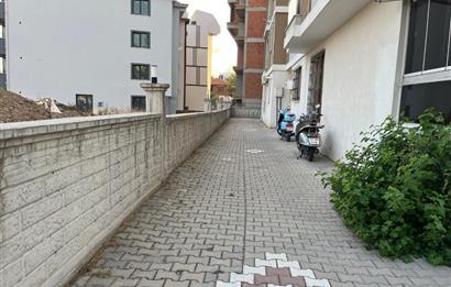 BAHÇELİEVLERDE TEKNİK LİSE CEDDESİ ÜZERİNDE 3+1 DUBLEX KİRALIK DAİRE