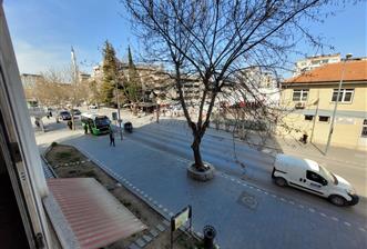 KAYALIK CADDESİNDE 2+1 120 m² KİRALIK OFİS