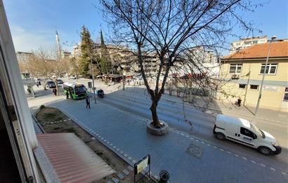 KAYALIK CADDESİNDE 2+1 120 m² KİRALIK OFİS