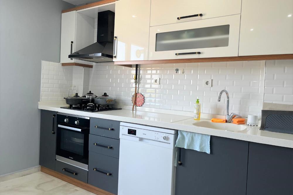 BAHÇELİEVLERDE TEKNİK LİSE CEDDESİ ÜZERİNDE 3+1 DUBLEX KİRALIK DAİRE